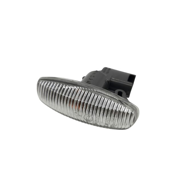 FARO DE GIRO DE GUARDABARRO HILUX 2016-2022 ORIGINAL - Imagen 1