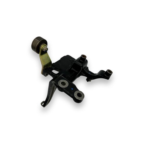 SOPORTE Y POLEA ANTIVIBRADOR AIRE HILUX 1992-2004 2.8-3L/3.0-5L - Imagen 2