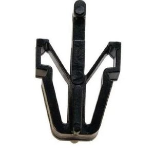 CLIP DE PARRILLA  HILUX 1991-2004 Taiwan