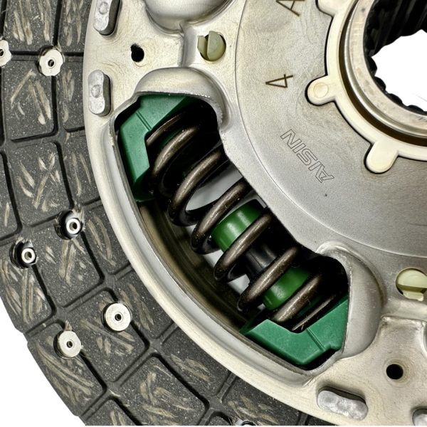 DISCO DE EMBRAGUE SW4 1996-2004 1KZ igual 312500K070 Original - Imagen 3