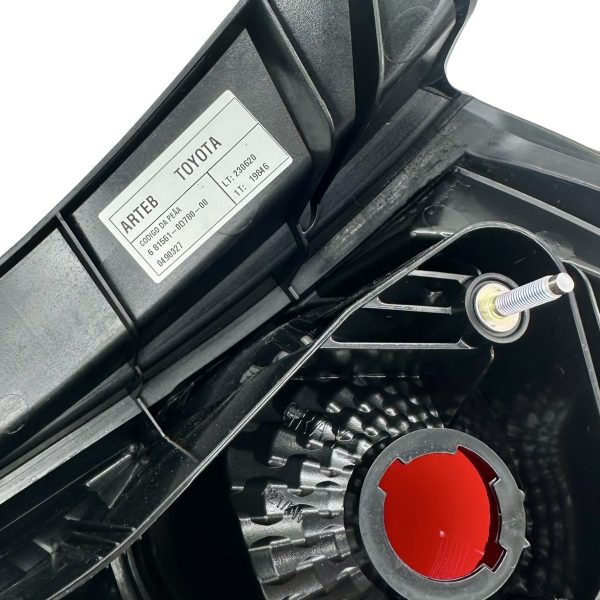 FARO TRASERO ETIOS 5 PUERTAS 2016-2018 IZQUIERDO ORIGINAL - Imagen 3
