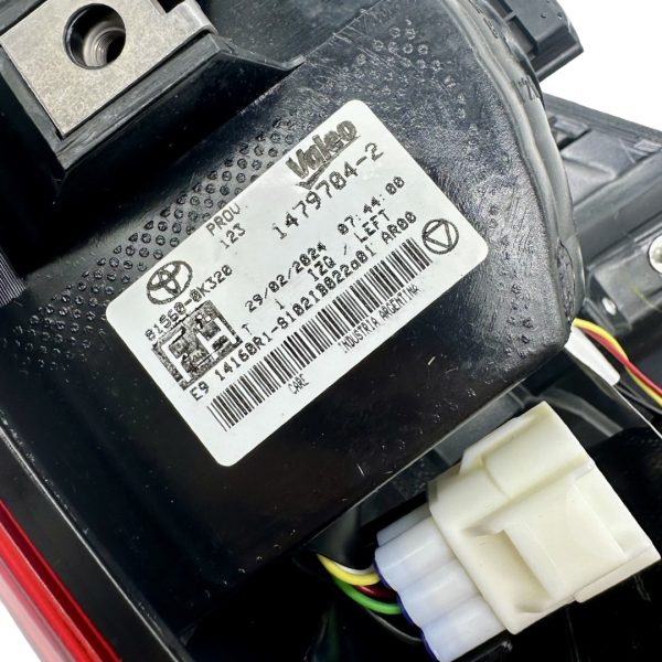 FARO TRASERO IZQUIERDO HILUX 2016-2020  FUME Original - Imagen 4