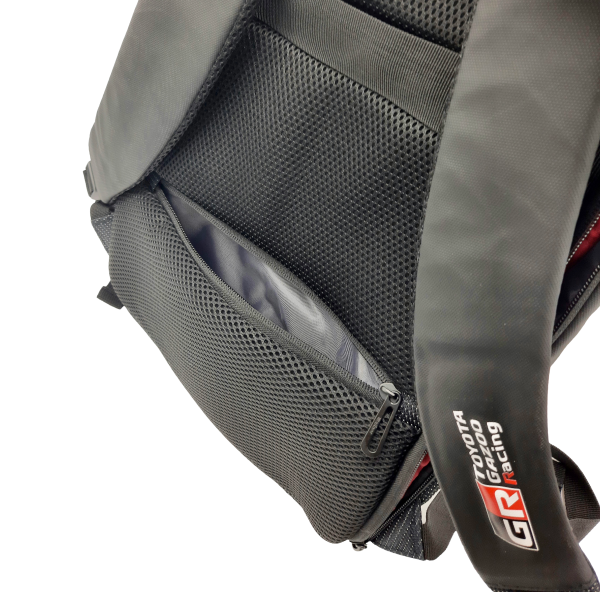 MOCHILA TOYOTA GR NEGRA  ORIGINAL - Imagen 5