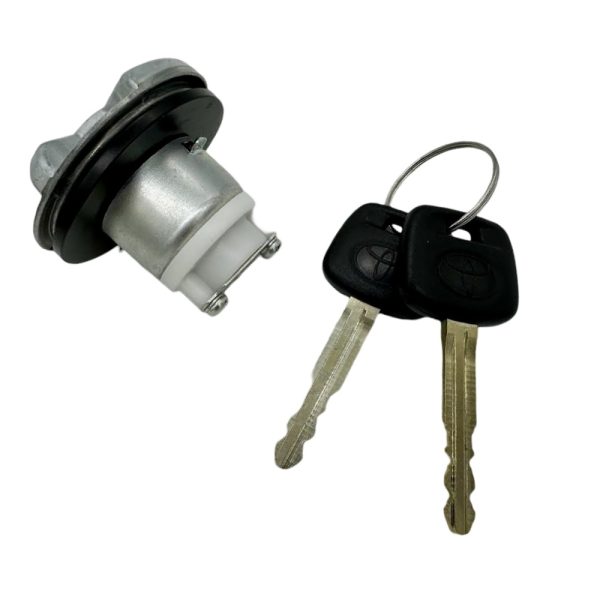 TAPA DE TANQUE HILUX CHASIS 2016-2026 CON LLAVE  ORIGINAL - Imagen 2