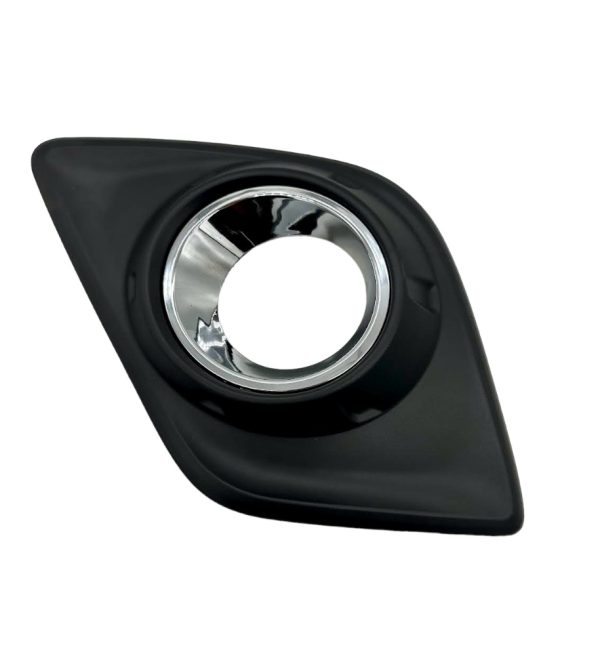 1_639168723214964093.jpg TAPA FARO AUXILIAR CON ARO CROMADO HILUX 2016-2019 IZQUIERDO - Imagen 1