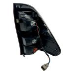 FARO TRASERO HILUX 2016-2020 IZQUIERDO CON PORTALAMPARAS FAL - Imagen 3