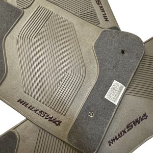 CUBRE ALFOMBRAS GOMA SW4 2008-2011 GRIS ORIGINAL