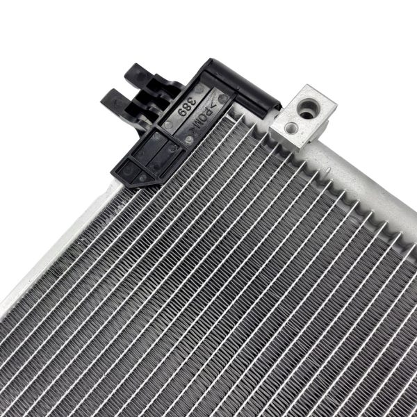 1_639250684188681536.jpeg RADIADOR DE AIRE ACONDICIONADO HILUX-SW4 2016-2023 REVO Denso - Imagen 1